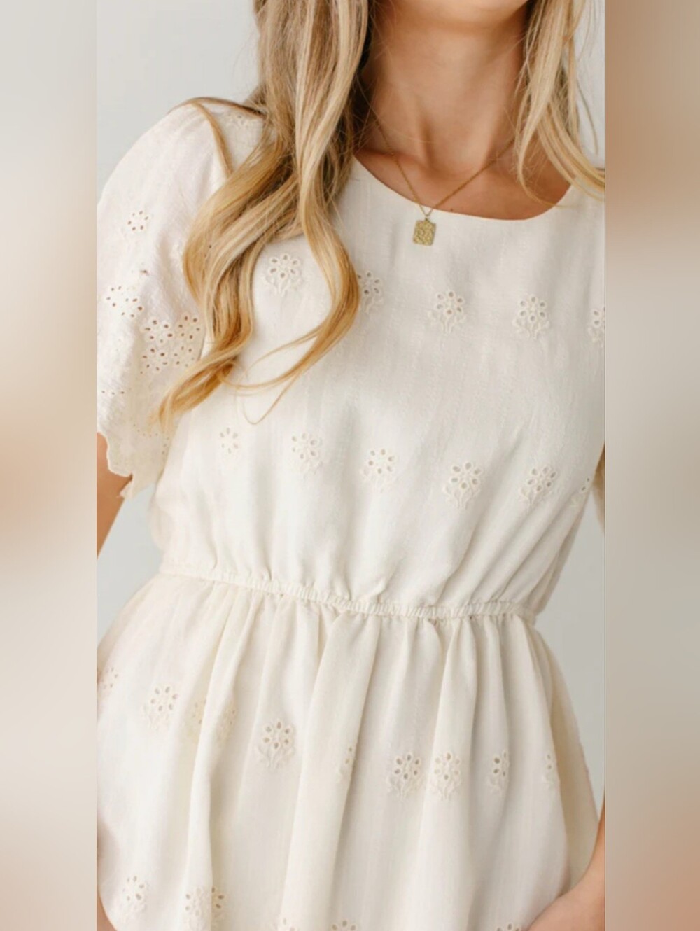 Women's Embroidery Romantic Puff Short Sleeve Rayon Cream Midi Dress Size L - Picture 4 of 17
